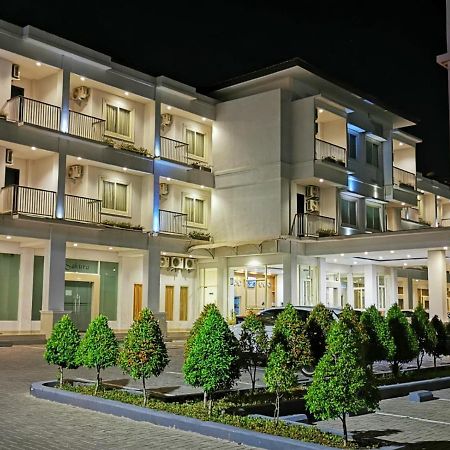 Naka Hotel Kupang المظهر الخارجي الصورة