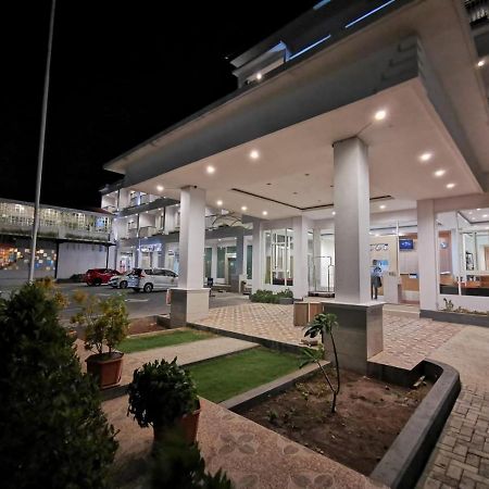 Naka Hotel Kupang المظهر الخارجي الصورة