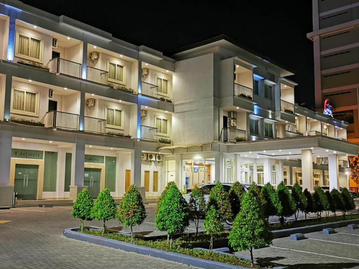 Naka Hotel Kupang المظهر الخارجي الصورة
