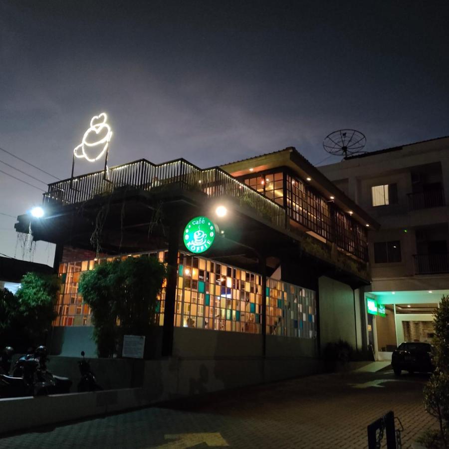 Naka Hotel Kupang المظهر الخارجي الصورة